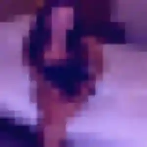 Chloe, 31 ans, cherche un plan cul à Saint-Vincent-Sterlanges