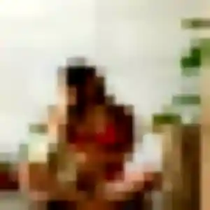 plan cul à Saint-Vincent-sur-Oust : profil de Djamila, 36 ans - accès libre