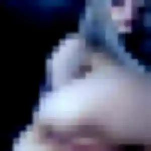 Irina, femme de 25 ans veut plan cul à Sainte-Anne-sur-Gervonde