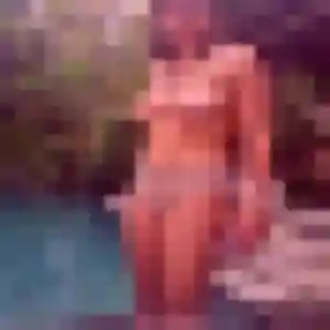 Doriane, fille de 43 ans veut plan cul à Sainte-Anne-sur-Vilaine
