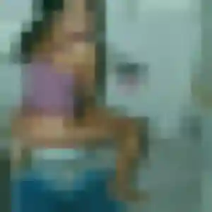 Nadege (29 ans) à Sainte-Cécile-les-Vignes propose une rencontre rapidement