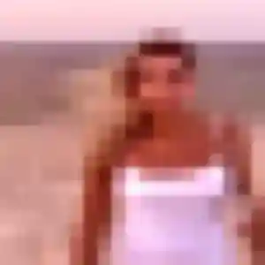 Jolie Ambre, 22 ans à Sainte-Foy-de-Peyrolières - la contacter