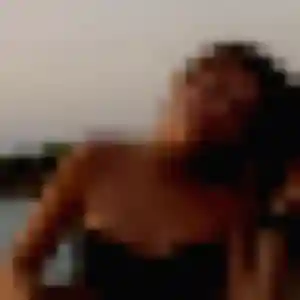 Garance, 22 ans, en ligne à Sainte-Rose pour un plan cul