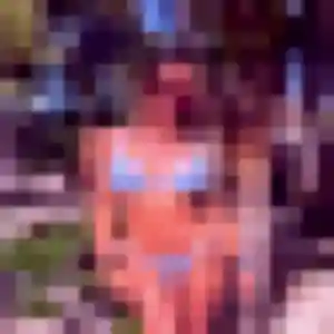Charmante Giulia, 37 ans à Sainte-Suzanne-sur-Vire - la contacter
