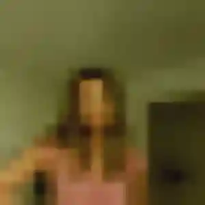 Huguette, 22 ans, dispo pour plan cul à Salaise-sur-Sanne