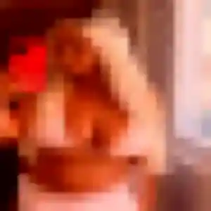 Découvre Daphne, 32 ans à Sallebœuf gratuitement