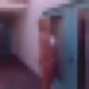 Rejoins Tania, 43 ans à Salmiech en privé