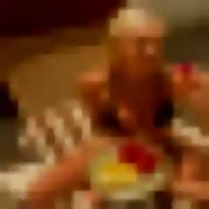 Nina, femme de 41 ans propose plan cul à Salon-de-Provence