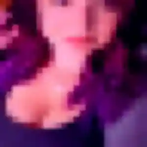 Cassandre, 33 ans, connectée à Sarreinsming pour une rencontre coquine
