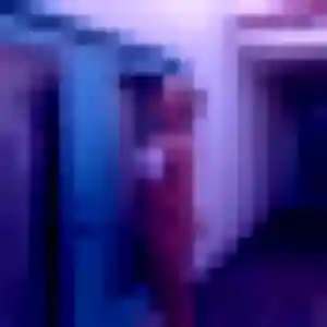 Photo sexy de Sarah-Lou, 33 ans à Sévignac - plan discret
