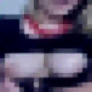 Photo de Denise à Soulaire-et-Bourg (33 ans) - plan cul sans inscription
