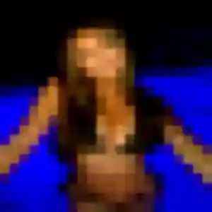 Victoria, 30 ans, connectée à Souvigné-sur-Sarthe pour un plan cul