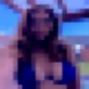 Tania, femme de 26 ans propose plan cul à Surbourg