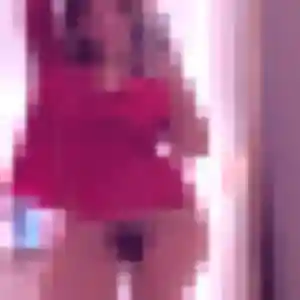Charmante Jocelyne, 26 ans à Sury-en-Vaux - voir sa photo