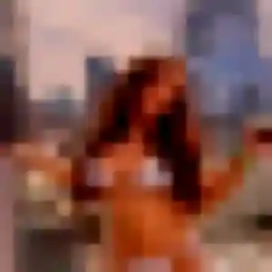 Oriane, 33 ans, disponible à Talloires-Montmin pour un plan cul