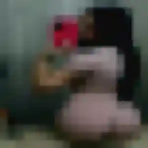 Découvre Tessa, 30 ans à Théding en privé