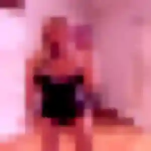 Daphne, 43 ans, en ligne à Tinchebray-Bocage pour un plan cul