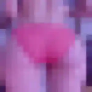 Zora, 28 ans, en ligne à Tinqueux pour une rencontre coquine