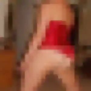 Arlette (24 ans) à Trouville-sur-Mer propose une rencontre aujourd'hui