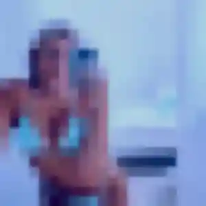 Sonia, 27 ans, connectée à Vailly-sur-Aisne pour un plan cul
