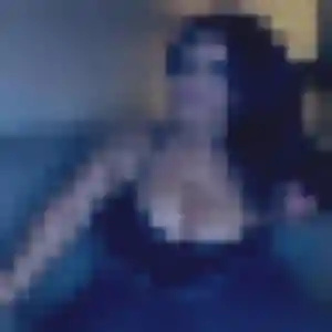 Contacte Gwenaelle, 32 ans à Val de Briey en privé