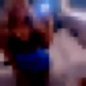 Louane, 27 ans, veut un plan cul à Val-de-la-Haye