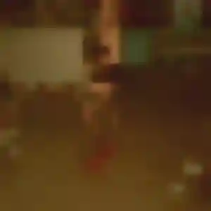 Monique, 36 ans, en ligne à Val-de-Scie pour une rencontre coquine