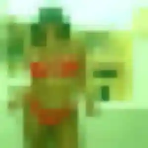 Yolande, 28 ans, en ligne à Val-du-Maine pour une rencontre coquine