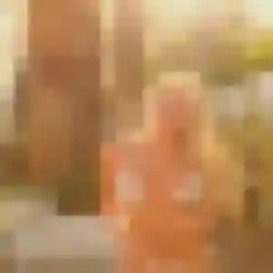 Sabrina, femme de 28 ans propose plan cul à Val-Sonnette