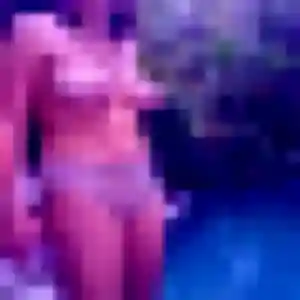 Belle Gabrielle, 32 ans à Vallières-les-Grandes - la contacter