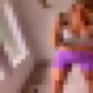 Nadege, fille de 23 ans cherche plan cul à Vallons-de-l'Erdre
