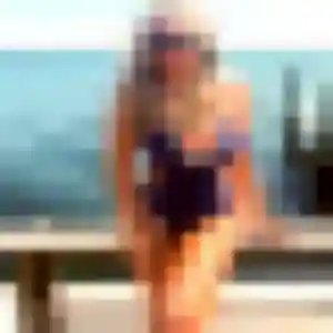 Photo de Alicia à Vanxains (28 ans) - plan cul discret