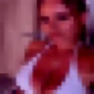 Anne-Laure, 33 ans, disponible à Varennes-Changy pour un plan cul