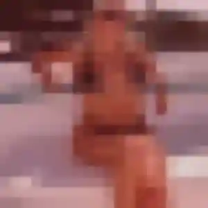Charmante Valentine, 35 ans à Venasque - la contacter