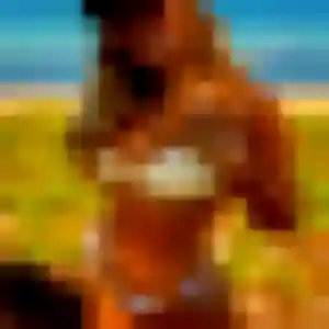 Emma, 42 ans, cherche un plan cul à Venizy