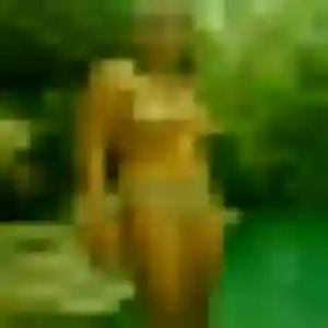 Découvre Laura, 22 ans à Véranne gratuitement