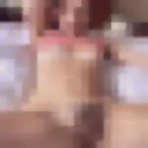 Contacte Nour, 36 ans à Véranne en privé