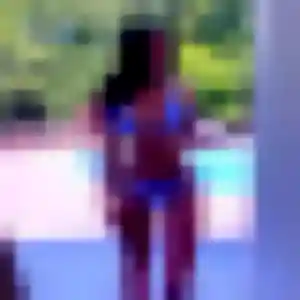Rose, 27 ans, en ligne à Vestric-et-Candiac pour une rencontre coquine