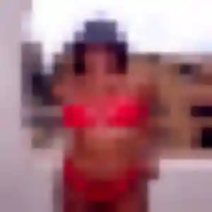 Juliette, femme de 34 ans propose plan cul à Vézénobres