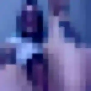 Fanny, femme de 38 ans propose plan cul à Vezins