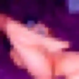 Yvette, 22 ans, disponible à Villemoyenne pour une rencontre coquine