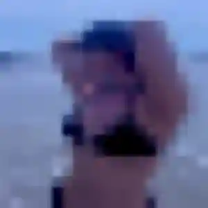 Anais, femme de 25 ans propose plan cul à Villeneuve-la-Comtesse