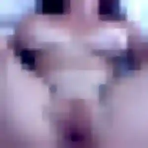 Photo sexy de Helene, 29 ans à Villers-au-Bois - plan discret