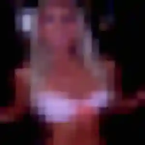 Charmante Celeste, 33 ans à Villers-au-Tertre - la contacter