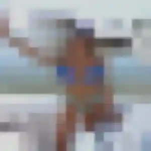 Alice (23 ans) à Villers-sur-le-Roule attend un plan cul ce soir