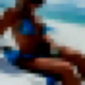 Contacte Albane, 26 ans à Viroflay gratuitement