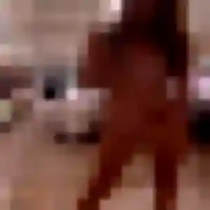 Sexy Corinne, 30 ans à Voulangis - découvrir son profil