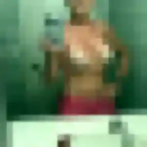 plan cul à Warlaing : photo de Clemence, 37 ans - accès libre