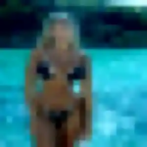 Rejoins Zoe, 40 ans à Willerval en privé